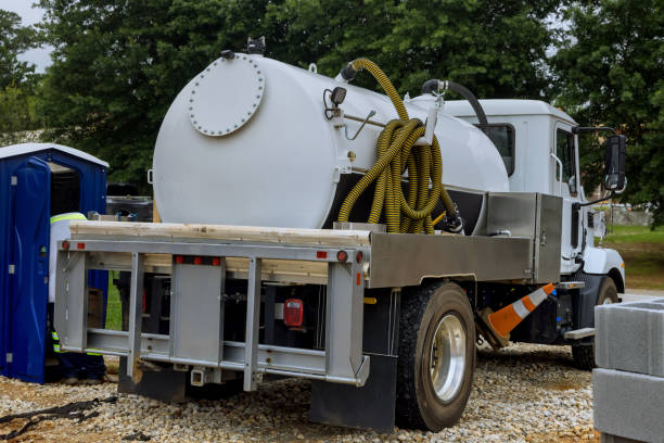 Best Portable restroom trailer rental  in Cartervle, IL